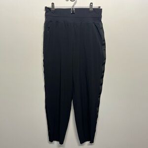 Athleta Nolita Slim Tapered Women’s Crop Pant